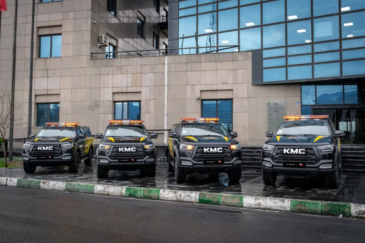 اینفوگرافی مراحل درخواست امداد خودرو کرمان موتور و اعزام سریع در تهران