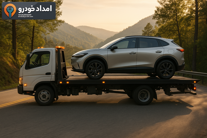 یدک کش در حال حمل لاماری هیرکانی در مسیر تهران به شمال